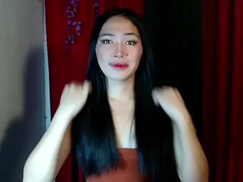 urasiankylie online show from April 2026 02:47:01 PM