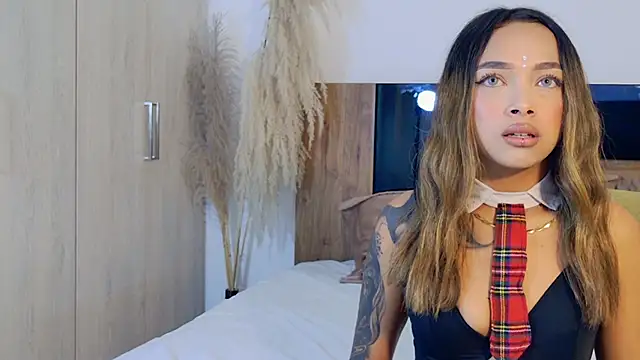 LaraBelmon online show from May 2026 01:57:16 AM