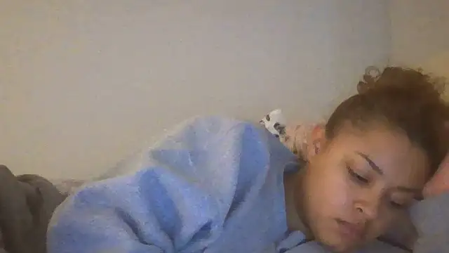 madzbailey online show from June 2026 11:19:01 PM