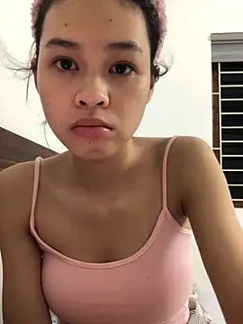Yenlisu3Zie online show from May 2026 04:25:02 PM