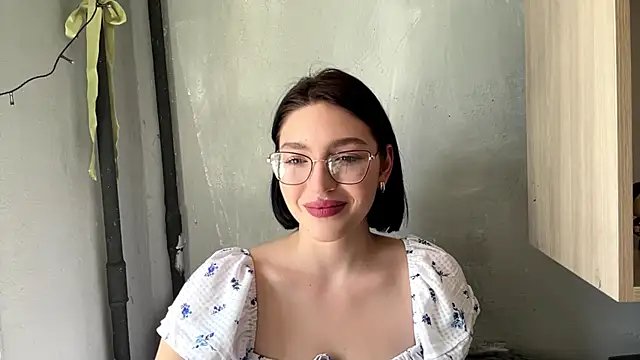 SinfulStarlight online show from April 2026 08:23:01 AM