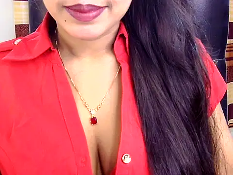 Snapshot of Noor_Zarin chatting on May 2026 12:33:01 PM Noor Zarin online show from May 2026 12:33:01 PM
