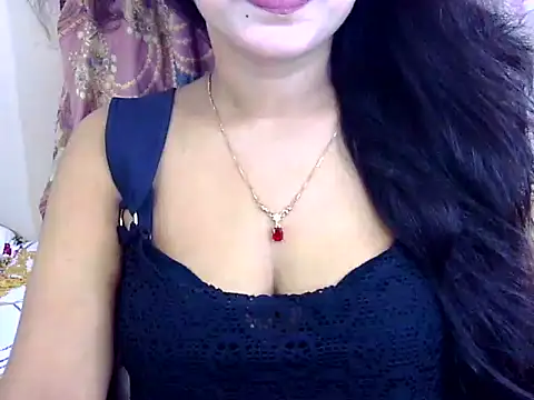 Snapshot of Noor_Zarin chatting on May 2026 12:01:02 PM Noor Zarin online show from May 2026 12:01:02 PM