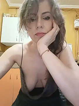TaynaSecret online show from May 2026 08:27:01 PM