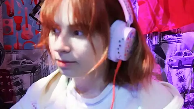 Janet Vibes online show from April 2026 07:11:02 PM