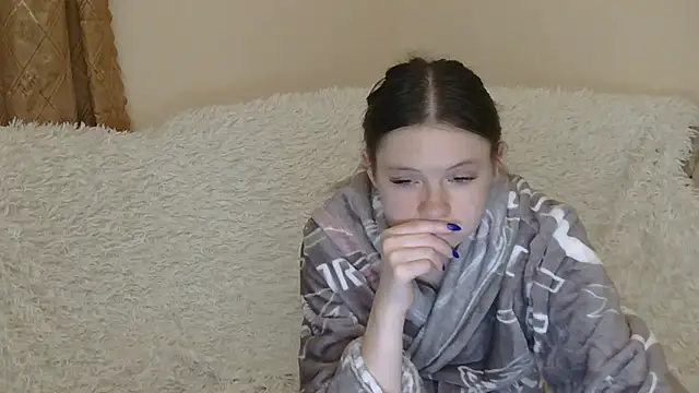 JessicaHolland1 online show from May 2026 06:57:02 PM