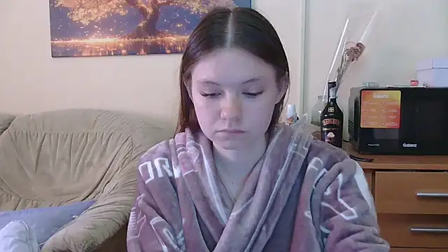 JessicaHolland1 online show from May 2026 05:14:02 AM