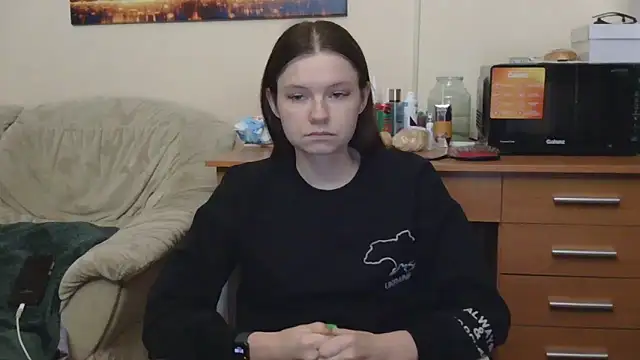 JessicaHolland1 online show from May 2026 06:05:02 PM