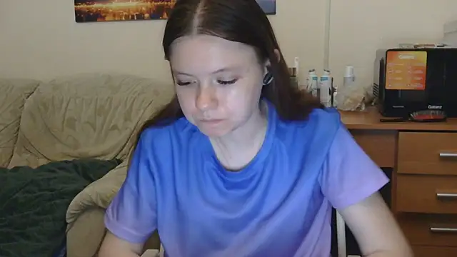 JessicaHolland1 online show from June 2026 06:44:01 PM