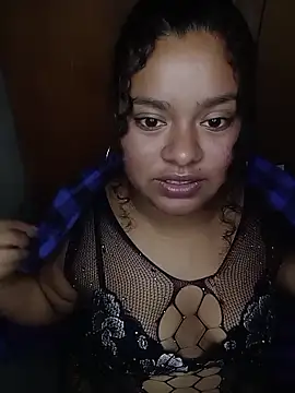 Curlysexy22 online show from April 2026 04:46:01 AM