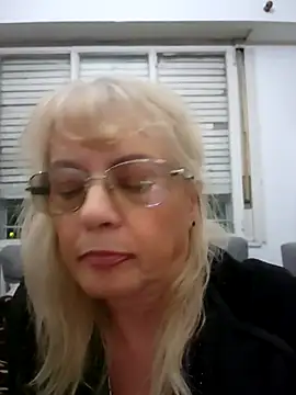 Snapshot of MatureElegantWidow chatting on April 2026 11:09:02 PM MatureElegantWidow online show from April 2026 11:09:02 PM