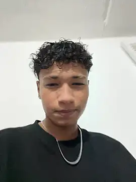 Snapshot of ETTE_MOON chatting on April 2026 05:48:02 AM ETTE MOON online show from April 2026 05:48:02 AM