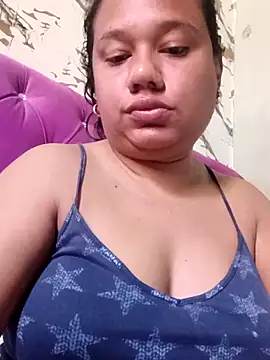 Snapshot of shanell_valen04 chatting on April 2026 03:09:02 PM shanell valen04 online show from April 2026 03:09:02 PM