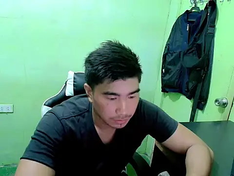 Hunkfireman online show from May 2026 12:39:02 AM