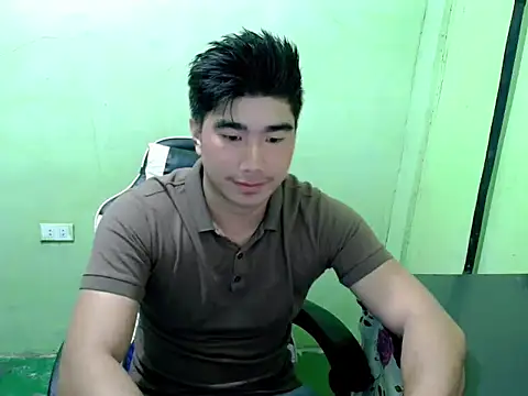 Hunkfireman online show from July 2026 11:24:01 PM