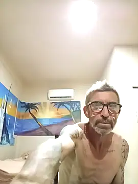 Snapshot of chris-sbh11 chatting on April 2026 01:03:01 AM chris-sbh11 online show from April 2026 01:03:01 AM