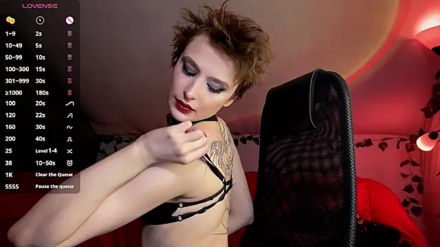 Snapshot of RebeNoir chatting on May 2026 05:13:01 AM RebeNoir online show from May 2026 05:13:01 AM