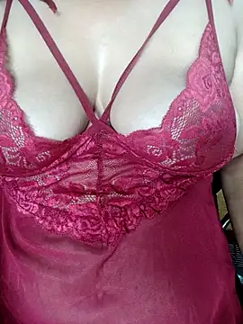 Snapshot of Riyashrma001 chatting on April 2026 09:50:02 PM Riyashrma001 online show from April 2026 09:50:02 PM