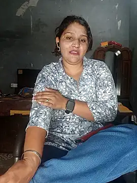 Snapshot of Riyashrma001 chatting on April 2026 03:03:01 PM Riyashrma001 online show from April 2026 03:03:01 PM