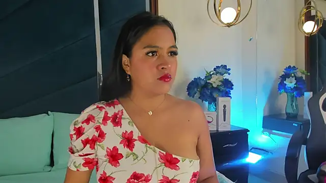 Snapshot of AprilMiiller chatting on April 2026 01:26:01 PM AprilMiiller online show from April 2026 01:26:01 PM