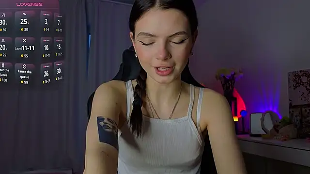lillly meow  online show from May 2026 06:26:02 PM