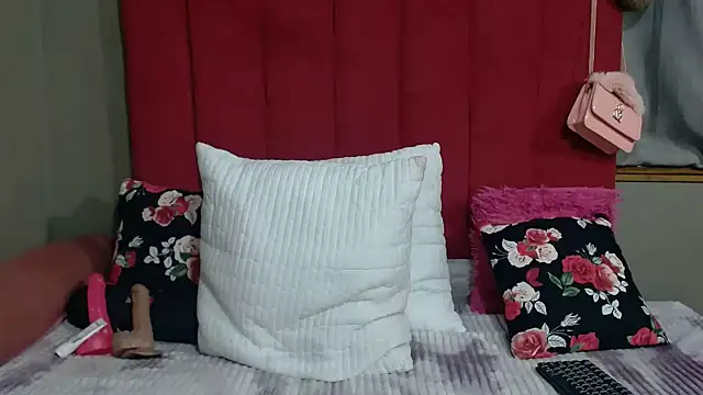 PinkyxGodess online show from May 2026 08:25:01 PM