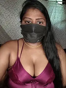 Romantic Woman online show from May 2026 06:32:03 AM