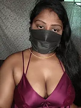 Romantic Woman online show from May 2026 07:05:02 AM