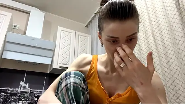 Snapshot of ElarithX chatting on April 2026 04:59:02 PM ElarithX online show from April 2026 04:59:02 PM