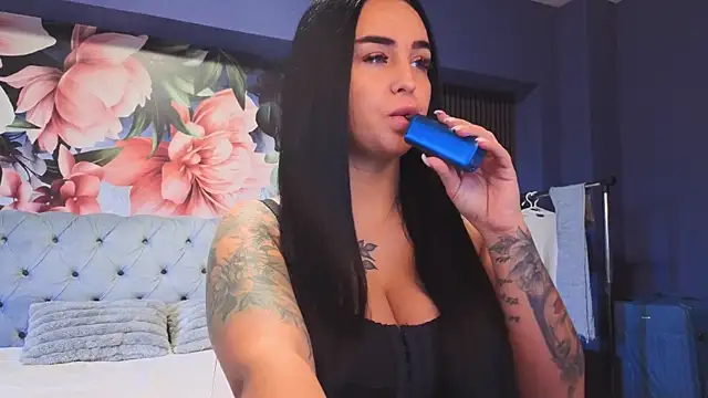 EvaxRosexx online show from May 2026 05:13:02 AM