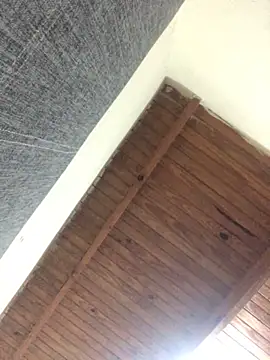 Laacoluu online show from April 2026 09:13:01 AM