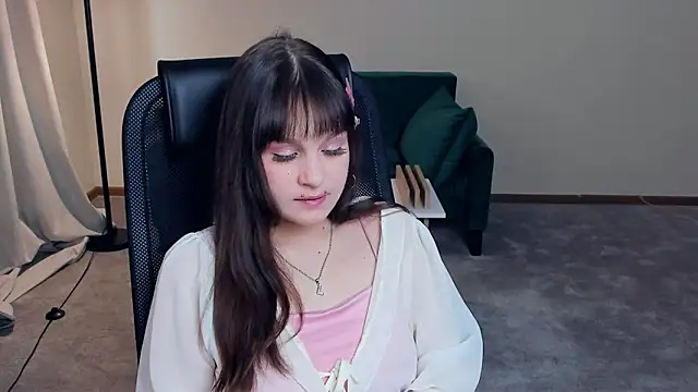 Snapshot of TeressaVeiga chatting on April 2026 08:25:01 AM TeressaVeiga online show from April 2026 08:25:01 AM