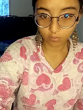 kitsune nyoko online show from April 2026 10:54:02 PM