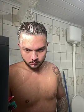 Snapshot of FernandoFloripa11 chatting on April 2026 12:32:01 PM FernandoFloripa11 online show from April 2026 12:32:01 PM