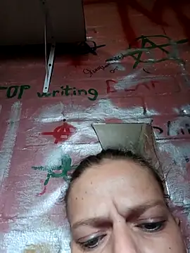 Snapshot of Skymadison6 chatting on April 2026 01:50:02 PM Skymadison6 online show from April 2026 01:50:02 PM