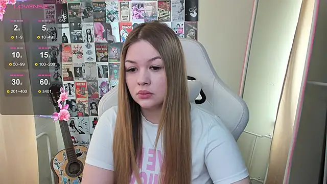 AmeliePeach online show from May 2026 06:20:02 AM