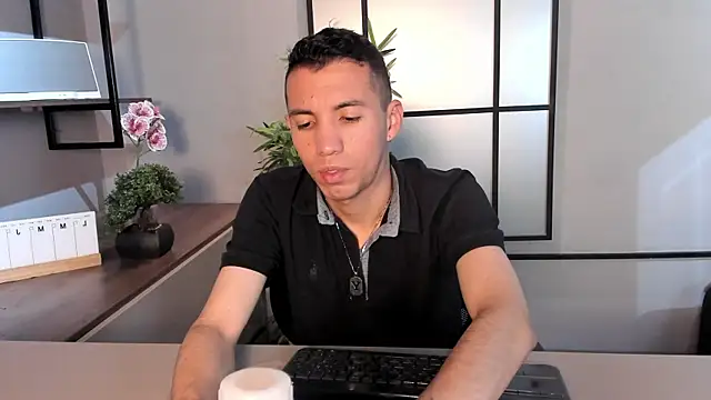 Dylan ross  online show from April 2026 06:34:01 PM