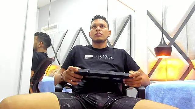 NohaBrooks online show from April 2026 11:54:02 AM