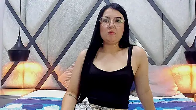 ChloeAshdord online show from April 2026 05:06:01 PM