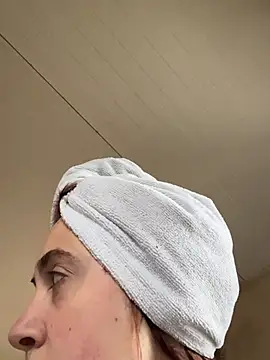 Snapshot of lilocababy chatting on April 2026 01:55:02 PM lilocababy online show from April 2026 01:55:02 PM