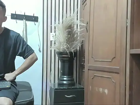 DilanAndKing online show from May 2026 01:07:02 PM