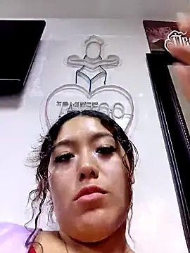 Snapshot of BlancaNievesxxo chatting on April 2026 10:22:02 PM BlancaNievesxxo online show from April 2026 10:22:02 PM