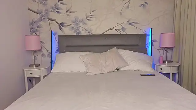 Snapshot of Delicious_sugar chatting on April 2026 12:42:01 PM Delicious sugar online show from April 2026 12:42:01 PM