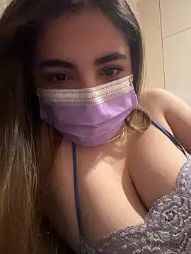 AnnieCartier online show from May 2026 08:39:02 PM