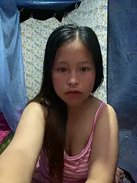 Hini cute online show from May 2026 02:12:01 PM