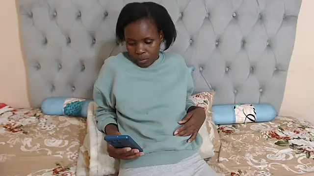Snapshot of ChocolateClitt chatting on May 2026 03:29:02 PM ChocolateClitt online show from May 2026 03:29:02 PM