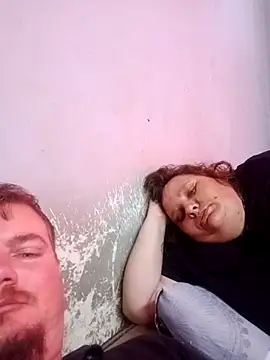 Snapshot of videos-studio chatting on April 2026 09:43:01 AM videos-studio online show from April 2026 09:43:01 AM