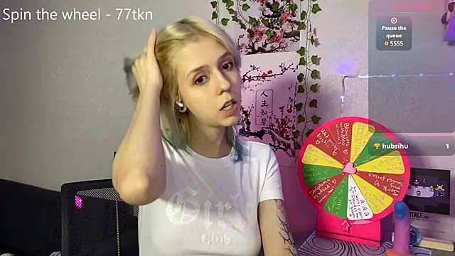 LunaBless online show from May 2026 10:06:01 PM