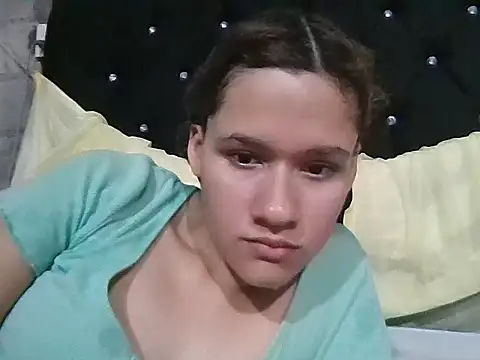 Snapshot of JennifferJilson chatting on April 2026 11:43:02 PM JennifferJilson online show from April 2026 11:43:02 PM