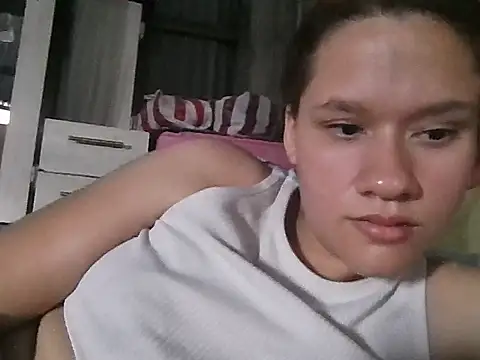 Snapshot of JennifferJilson chatting on May 2026 10:04:02 PM JennifferJilson online show from May 2026 10:04:02 PM